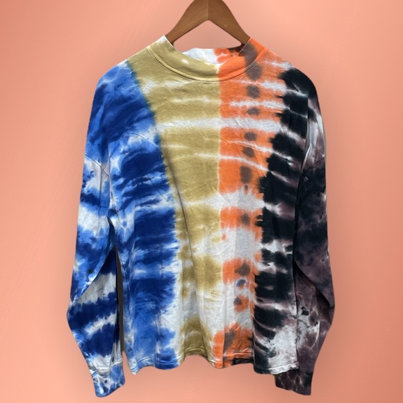 Urban Outfitters Tops - Urban Outfitters Tie Dye Long Sleeve Tee